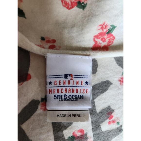 New York Yankees 2013 Baseball MLB Cropped Lightweight Floral Shirt Size Large - Picture 6 of 6